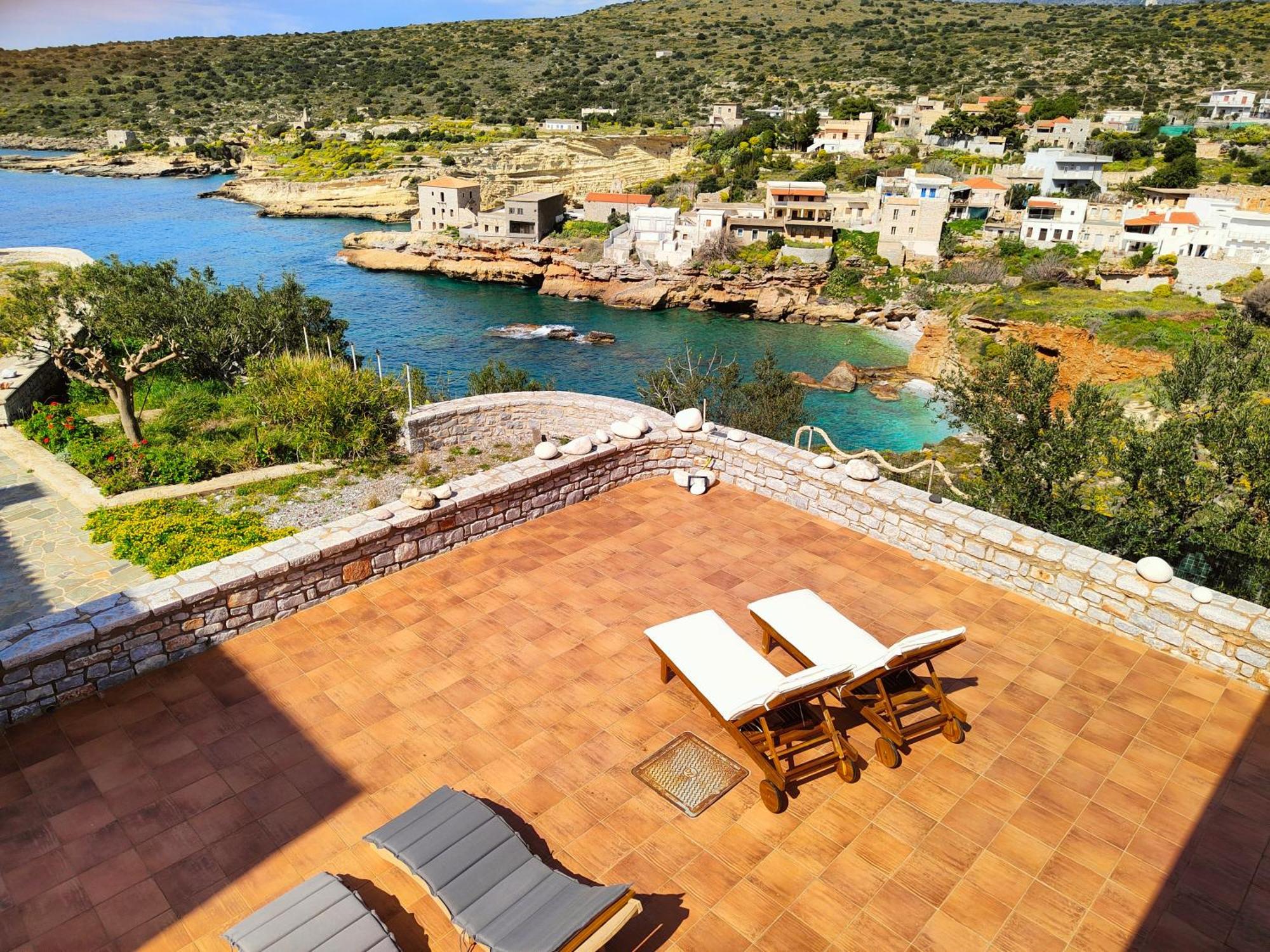Athevillas Chrysoula Mézapos Exteriör bild