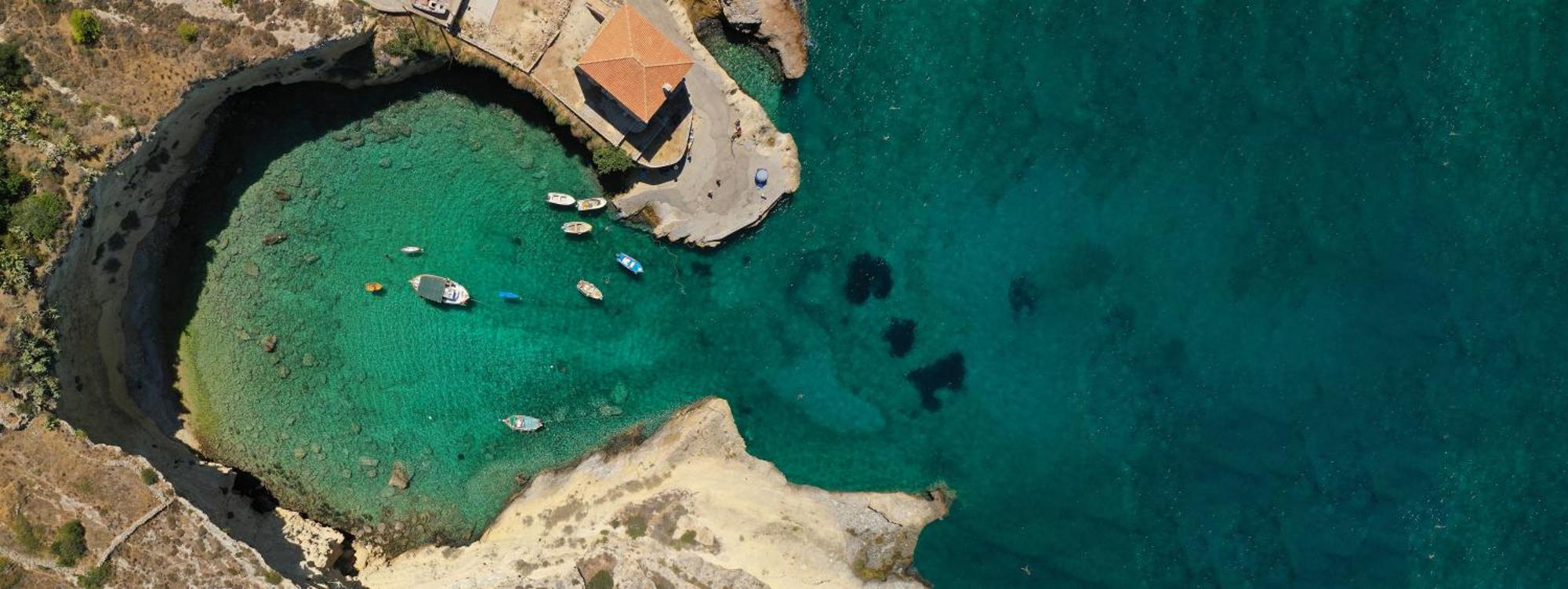 Athevillas Chrysoula Mézapos Exteriör bild